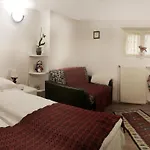 Republicii Rustic In Center